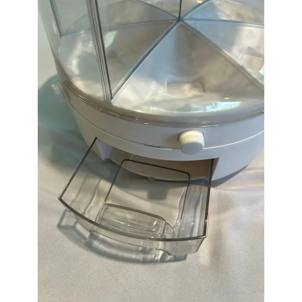 Slow Slog 6 Grid 360 Rotatable Dry Food Dispenser